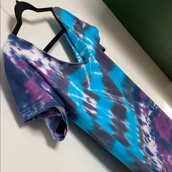 Distressed Tye Dye T-Shirt NEEDS SOME LOVE! - Picture 6 of 15